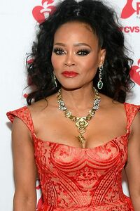 Robin Givens