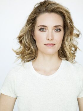 Evelyne Brochu