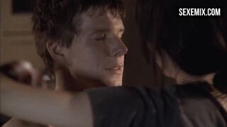 Escenas de sexo de Eric Mabius (Tim) y Mia Kirshner (Jenny) "The L Word"