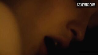 Masaje sexual de Emily Jane Browning - película Plush