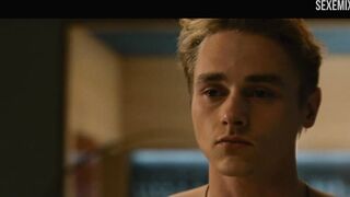 Ben Hardy seduce a Sidney Sweeney - The Voyeurs