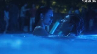 Escena erótica en la piscina. Escena de sexo de la película - Euphoria