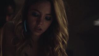 Sydney Sweeney Follada a Cuatro Patas, escena de sexo - Euphoria