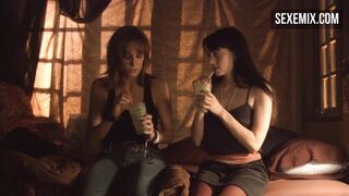 Jenny y Cherie muestran una escena erótica de senos desnudos: serie de televisión The L word