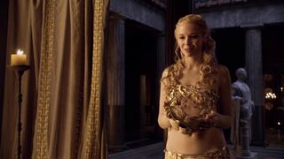 Escena sexy de Brooke Harman en la serie - Spartacus