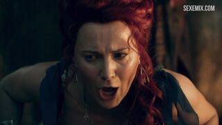 Lucy Lawless uprawia seks w pokoju gladiatorów, scena w - Spartakus część 2