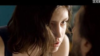 Adele Exarchopoulos Chair Sex - scena in Down by Love