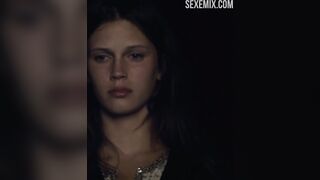 Escena de sexo en la playa de Marine Vacth en Young & Beautiful