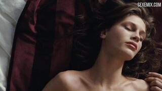 Scène de sexe de Marine Vacth dans - Jeune et belle