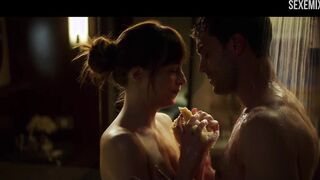 Escena desnuda de Dakota Johnson en Cincuenta sombras más oscuras