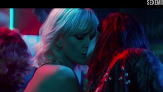 Escena de beso de Sofia Boutella y Charlize Theron en Atomic Blonde