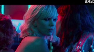 Escena de beso de Sofia Boutella y Charlize Theron en Atomic Blonde