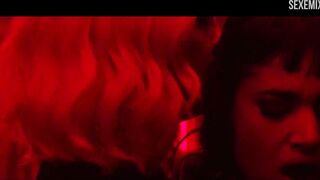 Sexy Sofia Boutella Escena lésbica en Atomic Blonde