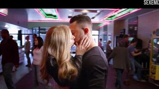 Caliente escena de beso de Scarlett Johansson en Don Jon