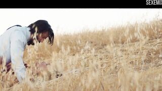 Escena de follada de Winona Ryder en la pradera - Boda de destino