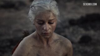 Emilia Clarke desnuda entre las cenizas, escena de Juego de Tronos