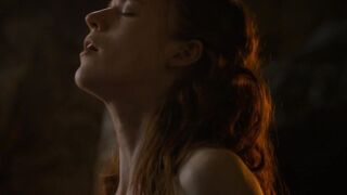 Rose Leslie fa sesso in una grotta, scena di Il Trono di Spade