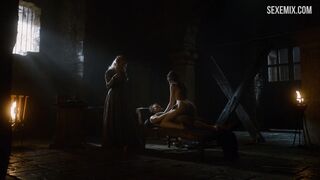 Sexo com carícias de Charlotte Hope e Stephanie Blacker, cena em Game of Thrones