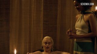 Seksi Emilia Clarke banyo yapıyor, Game of Thrones sahnesi