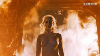 Emilia Clarke desnuda sale del fuego, escena de Juego de Tronos