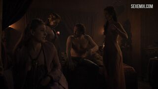 Desnuda Lucy Aarden, Josephine Gillan, Marina Lawrence-Mahrra, Escena de Juego de Tronos