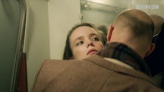 Stacy Martin tiene sexo en el baño del tren, escena en Nymphomaniac: Vol. Yo