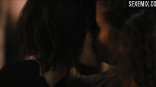 Scène lesbienne de Katherine Moennig et Mercedes Masohn - The L Word : Generation Q