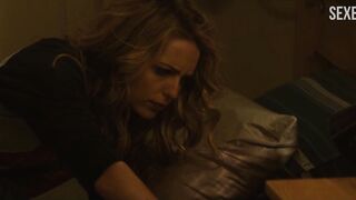 Jessica Rothe sexy, Cenas eróticas em Happy Death Day