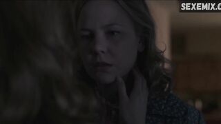 Lesbijski pocałunek Adelaide Clemens i Liany Liberato, scena w „Do gwiazd” (2019)