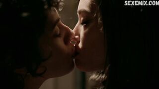 Mishel Prada y Roberta Colindrezs Sexo Lésbico - Vida s02e10 (2019)