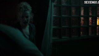 Mariana Novak exibiu seios nus, cena em Ozark s02e01 (2018)