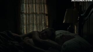 Lisa Emery sexy, scène dans Ozark s02e03 (2018)