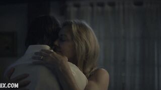 Lisa Emery Çıplak, Ozark s03e05'teki sahne (2020)