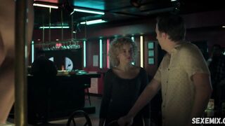 Melissa Saint-Amand dançando strip-tease, cena em Ozark s02e08-09 (2018)