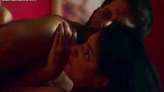 Sex mit Aislinn Derbez, Szene in Das Haus der Blumen (2019)