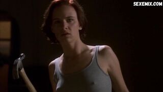 Juliette Lewis sexy, scène dans The 4th Floor (1999)