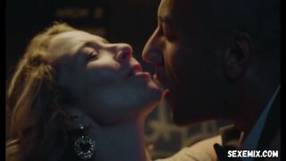 Rebecca Callard sexy, scena w Birthday Girl (2019)