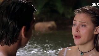 Estella Warren sexy, scena in Kangaroo Jack (2003)