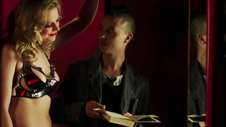 Anna-Maria Hirsch nackt, Sexszene aus Tod den Hippies!! Es lebe der Punk! (2015)