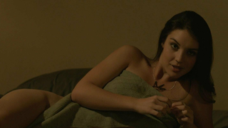 Adelaide Kane, Goats (2012) filminden seksi, erotik sahne