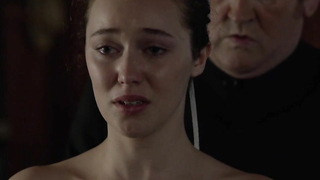 Alycia Debnam-Carey desnuda, escena erótica de La mano del diablo (2014)