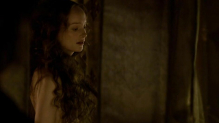 Lotte Verbeek desnuda, escena erótica de Los Borgia s01e02 (2011)