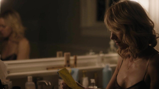 Naomi Watts desnuda, escena de sexo de Gypsy s01e01 (2017)