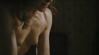 Alice Krige nuda, Shannon Murphy nuda, Salma Hayek sexy, scena di sesso da Cuori solitari (2006)