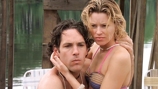 Elizabeth Banks sexy, Marisa Ryan sexy, escena erótica de Wet Hot American Summer (2001)