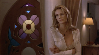 Elle Macpherson sexy, scena erotica da Se Lucy Fell (1996)