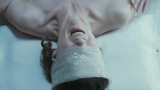 Célébrités nues » Vera Farmiga nue - The Vintner's Luck (2009)