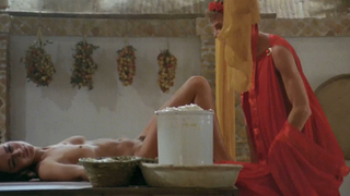 Célébrités nues » Mirella D'Angelo nue - Caligula (1979)