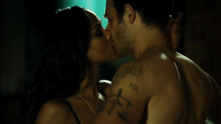 Celebridades desnudas » Zoe Saldana sexy - Colombiana (2011)