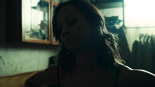 Celebridades desnudas » Zoe Saldana sexy - Colombiana (2011)